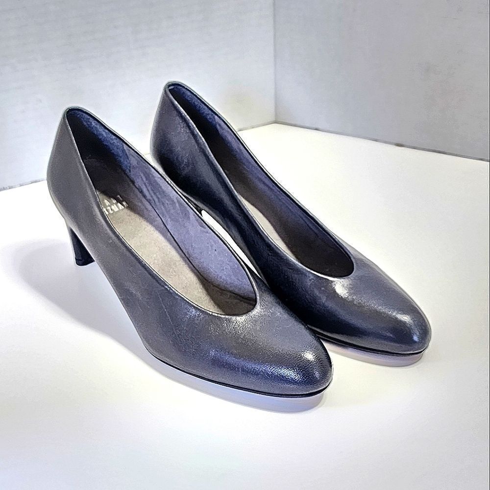 Stuart Weitzman